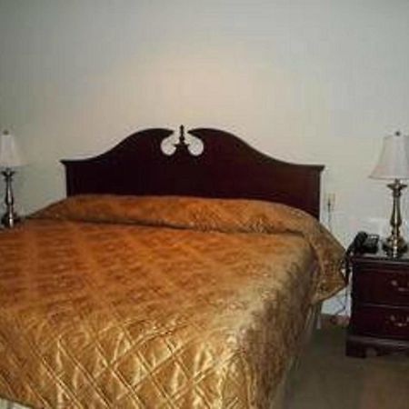 Sutton Inn Elkton Dış mekan fotoğraf